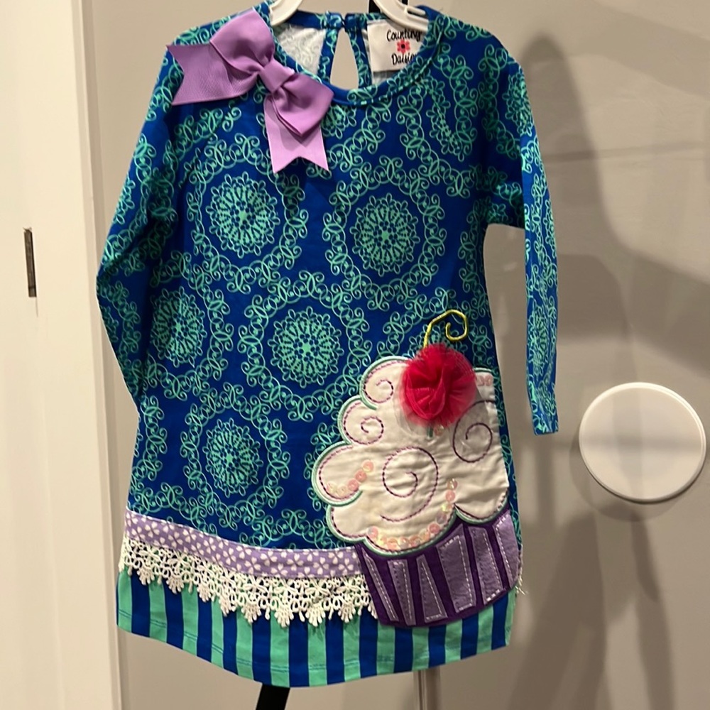 Dress by Countiny Daisies